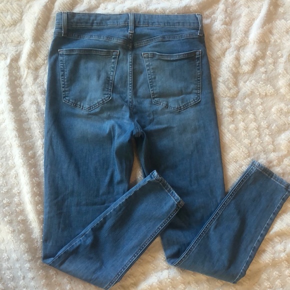 TOPSHOP MOTO JAMIE HIGH WAISTED JEANS - Picture 2 of 3